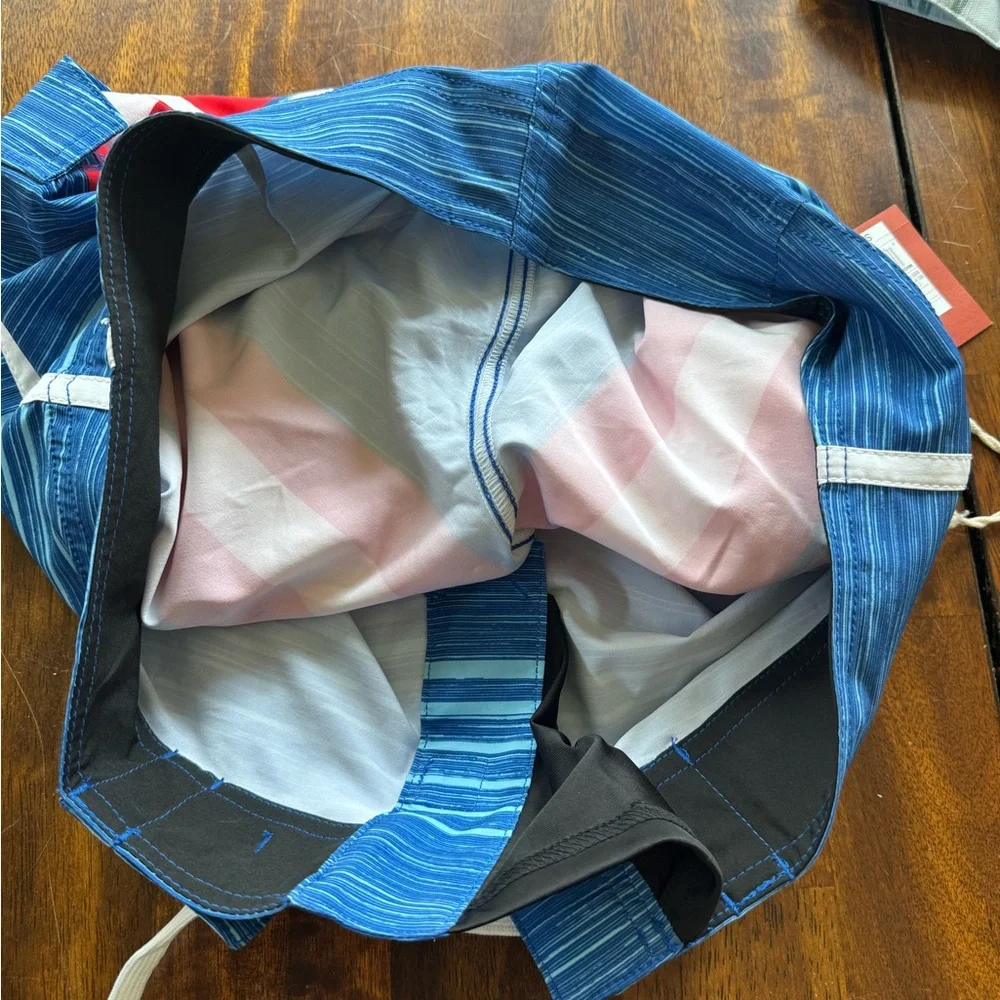 Men's Blue & Red Stripe Swim Trunks Mossimo size 32